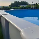 La Violetta Nyaraló *